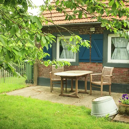 In Near Canal Trails, Cleaning Included Holiday home Nederweert-Eind