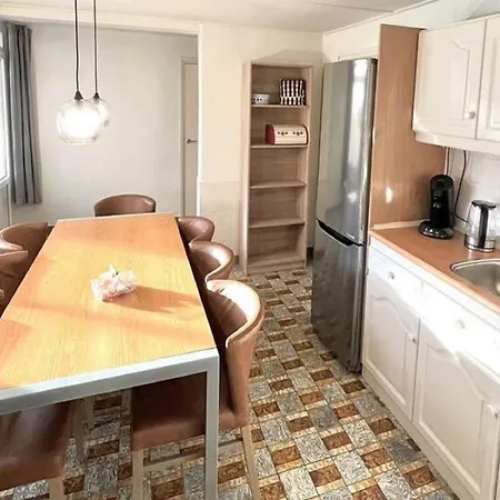Holiday home In Near Canal Trails, Cleaning Included Nederweert-Eind